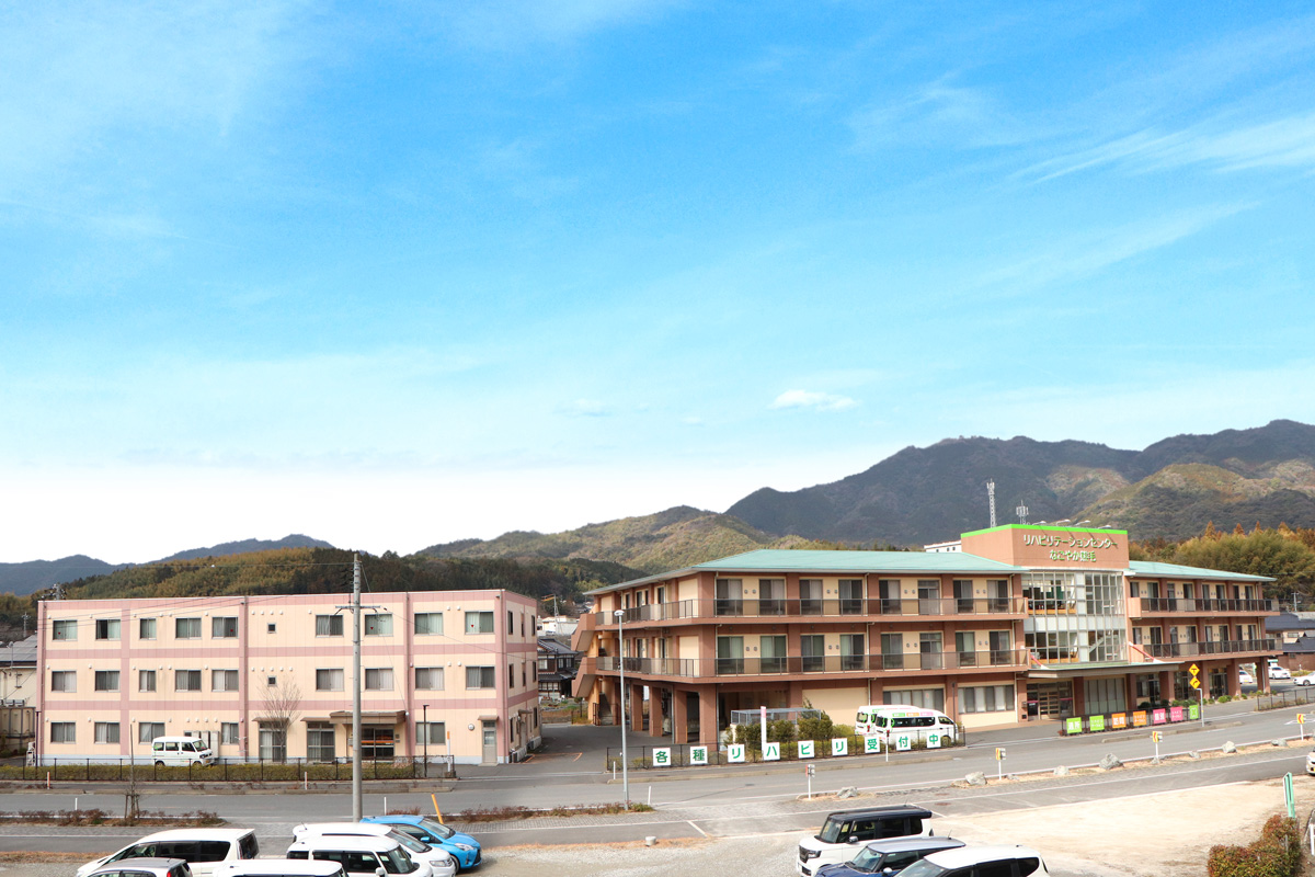 介護老人保健施設なごやか熊毛の正社員 事務 老人保健施設 サービス付き高齢者向け住宅の求人情報イメージ3